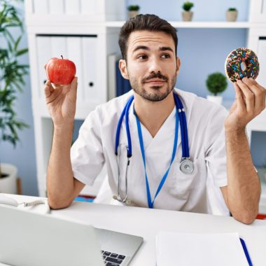 La ce medic te duci dacă bănuiești că ai diabet în Cluj
